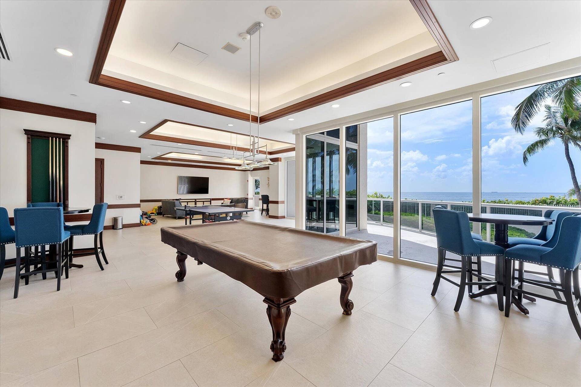 46-3200 N Ocean blvd unit 2505_046