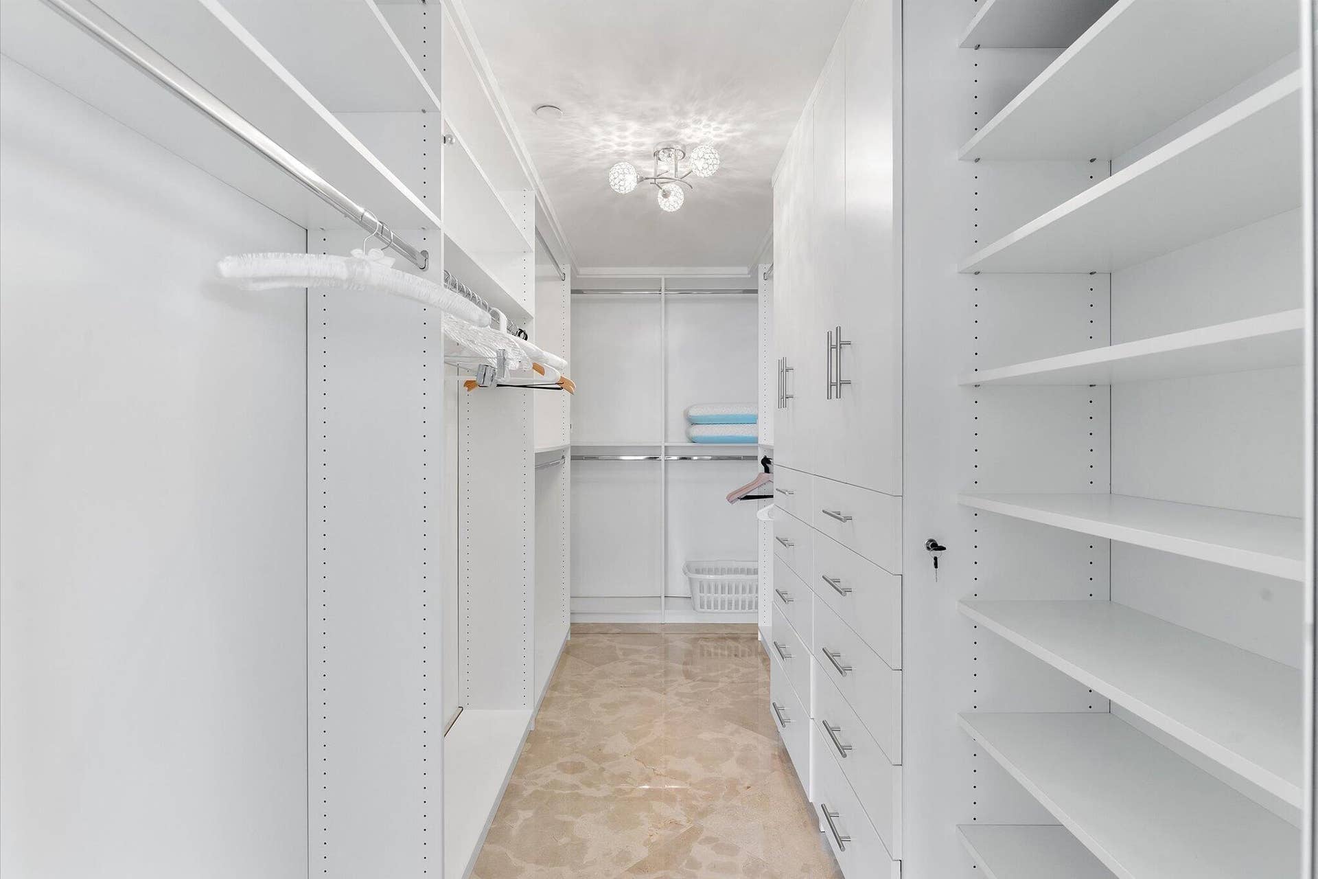 39-3200 N Ocean blvd unit 2505_039
