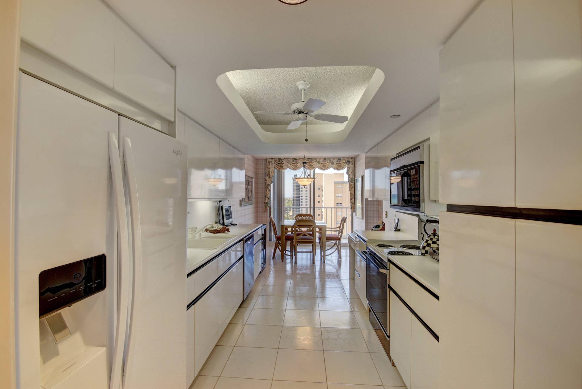 3210 S Ocean Boulevard, #903, Highland Beach, FL 33487 Kitchen