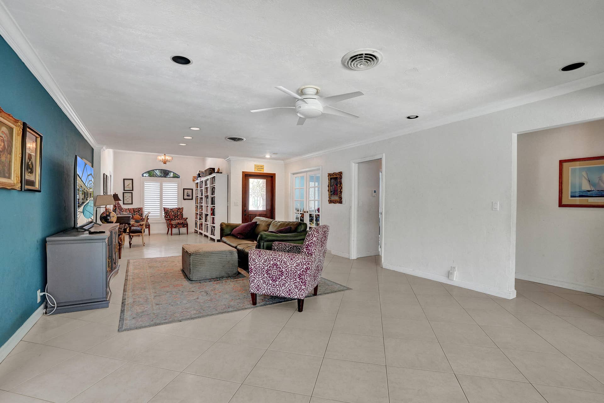 2756 NE 35th Street, Fort Lauderdale, FL 33306 DSC09596