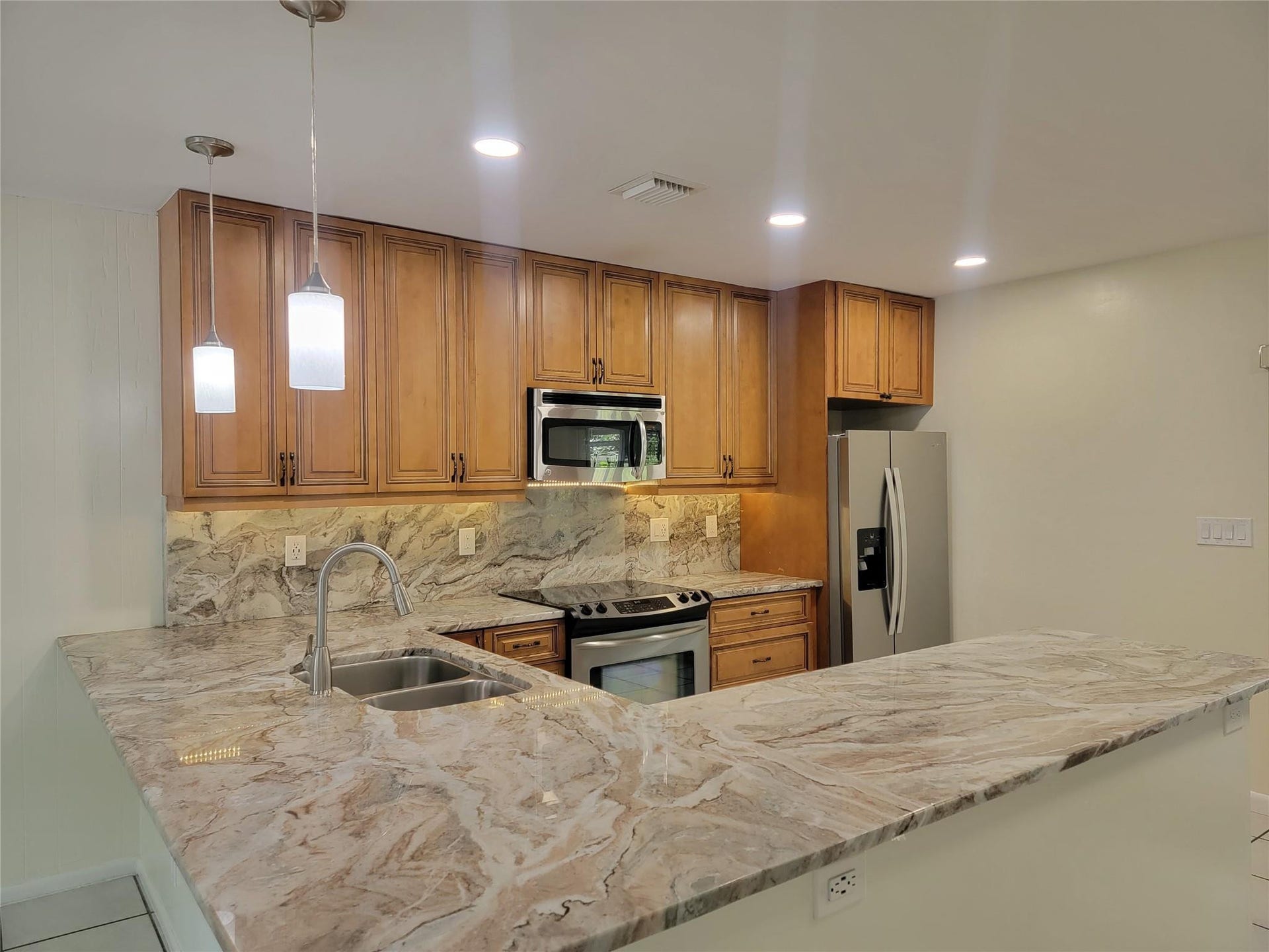 1601 SW 1 Terrace, #1, Pompano Beach, Pompano Beach, FL 33060 Photo 4