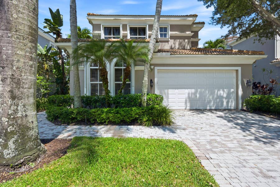 Property photo for 136 ANDALUSIA Way, Palm Beach Gardens, FL