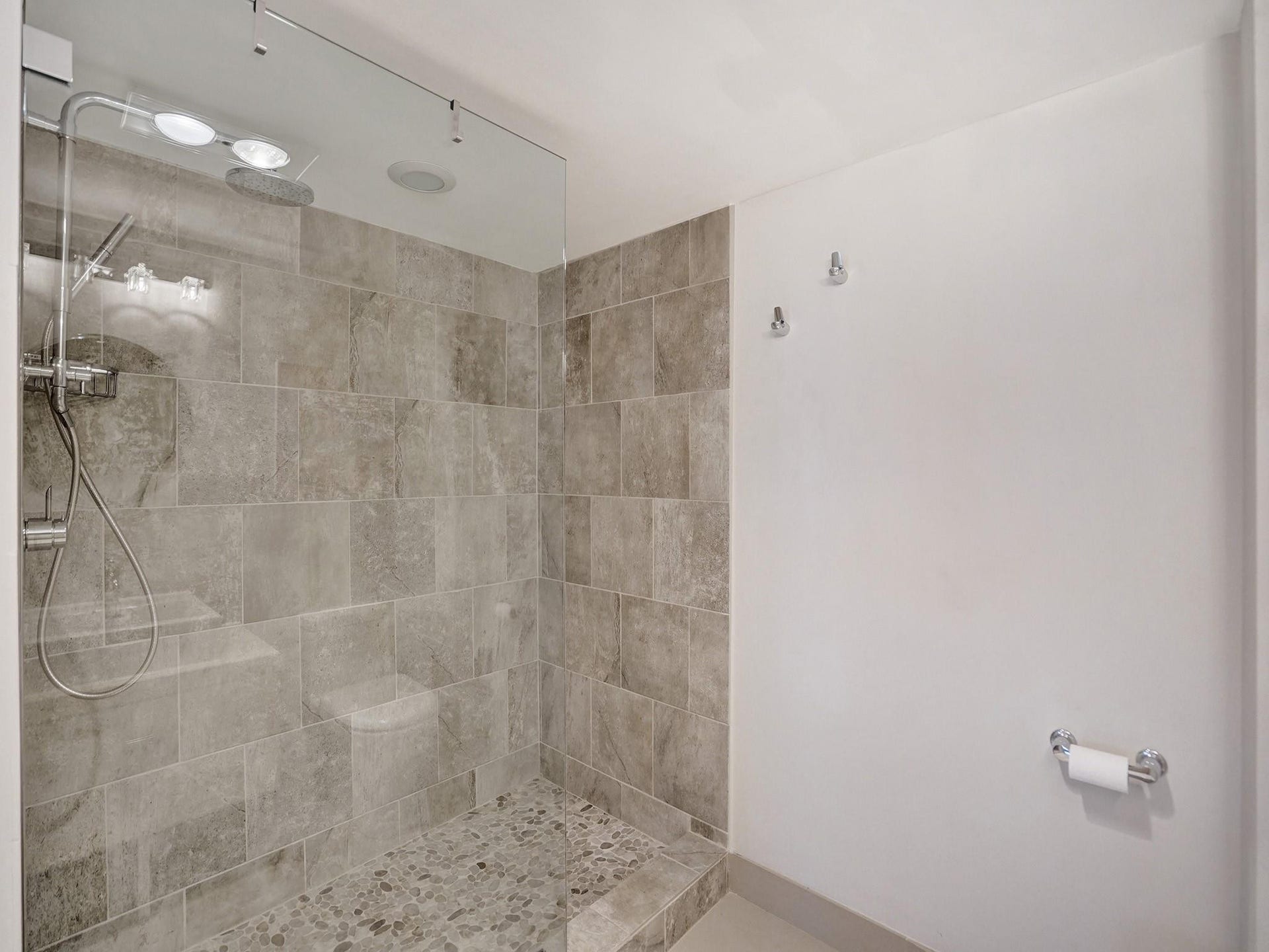 3430 Galt Ocean Drive, #202, Fort Lauderdale, FL 33308 Photo 14