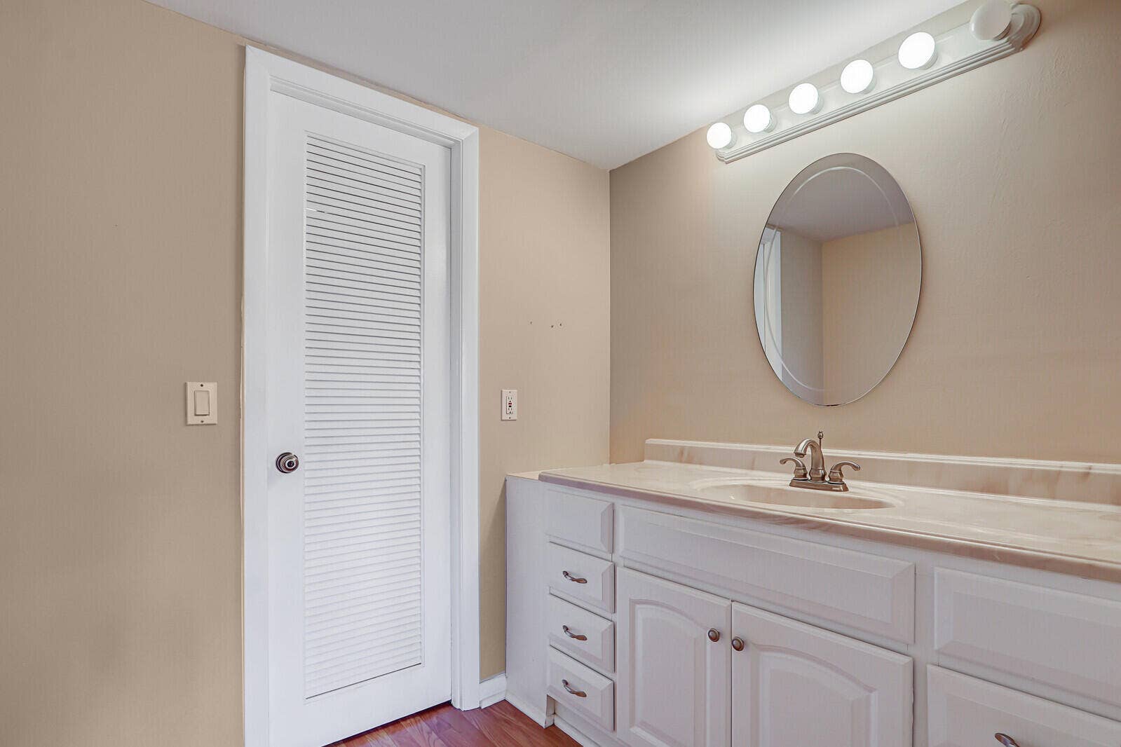 1036 US Highway 1, #224, North Palm Beach, North Palm Beach, FL 33408 Primary Bathroom