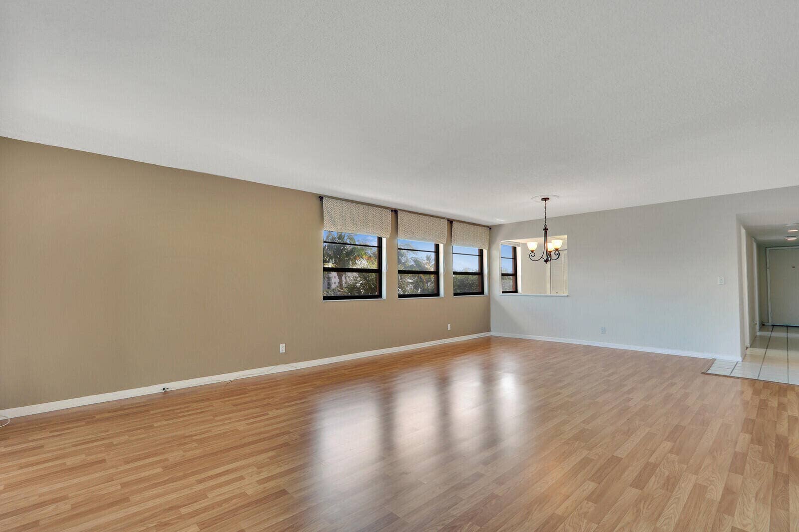 1036 US Highway 1, #224, North Palm Beach, North Palm Beach, FL 33408 Living / Dining