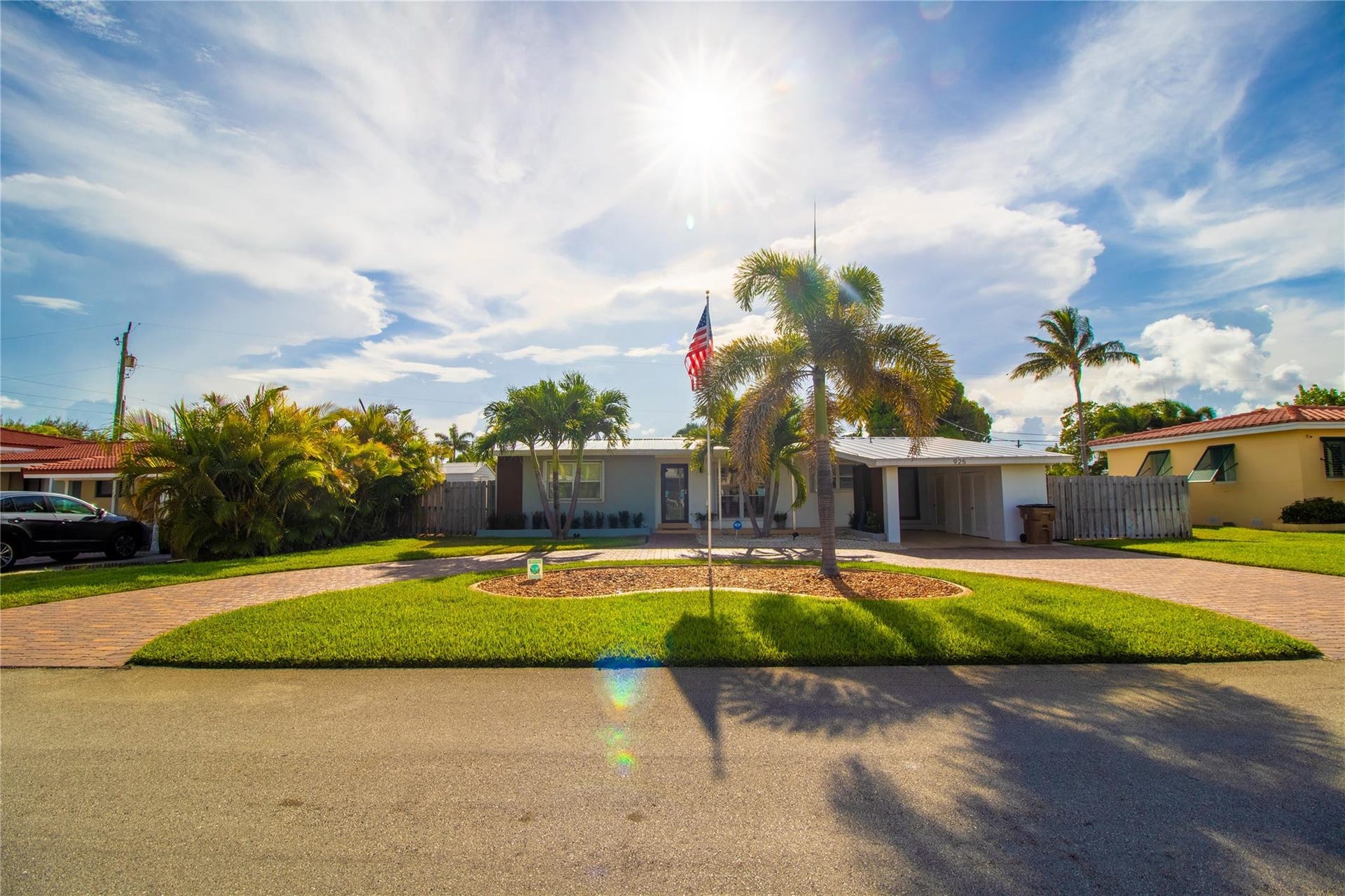 925 SE 14th Avenue, Deerfield Beach, FL 33441 Photo 2