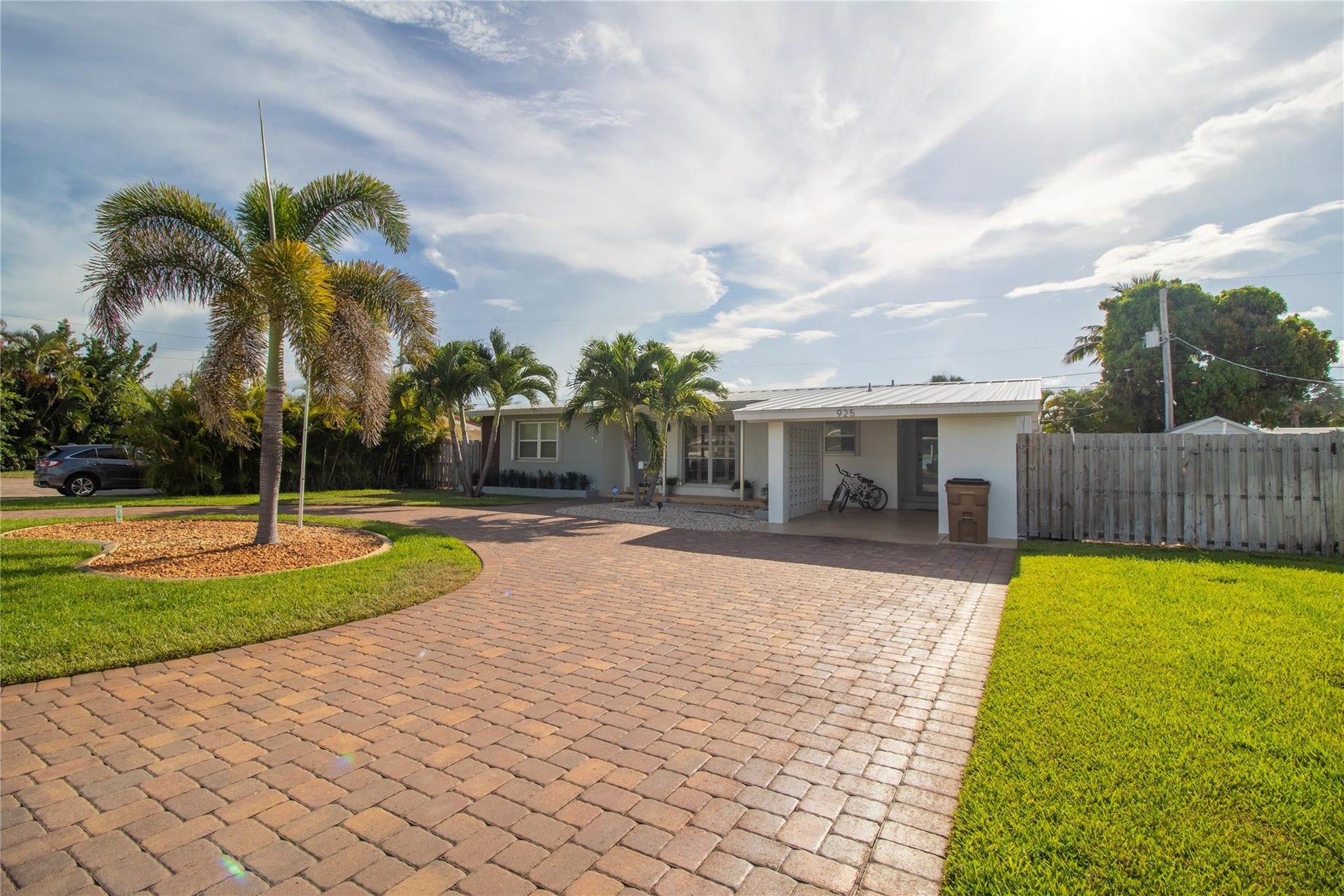 925 SE 14th Avenue, Deerfield Beach, FL 33441 Photo 3