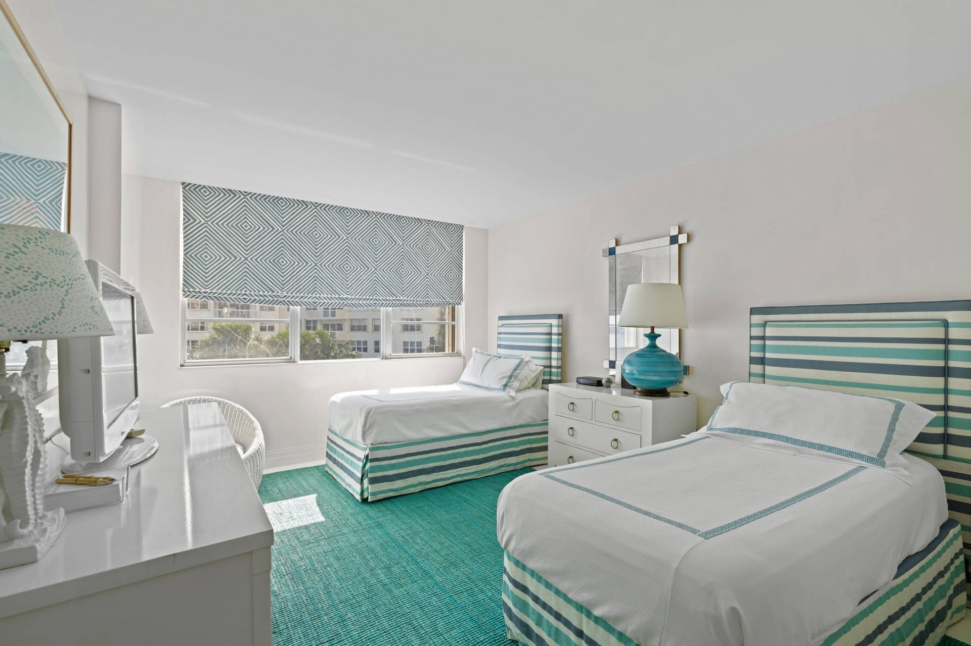 2800 N FLAGLER Drive, #404, West Palm Beach, West Palm Beach, FL 33407 DSC06968.jpg-SMALL