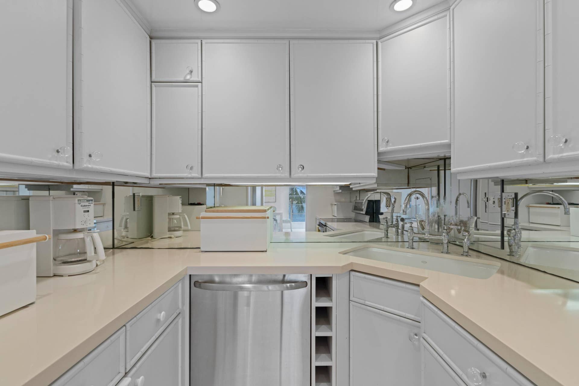 2800 N FLAGLER Drive, #404, West Palm Beach, West Palm Beach, FL 33407 DSC06908.jpg-SMALL