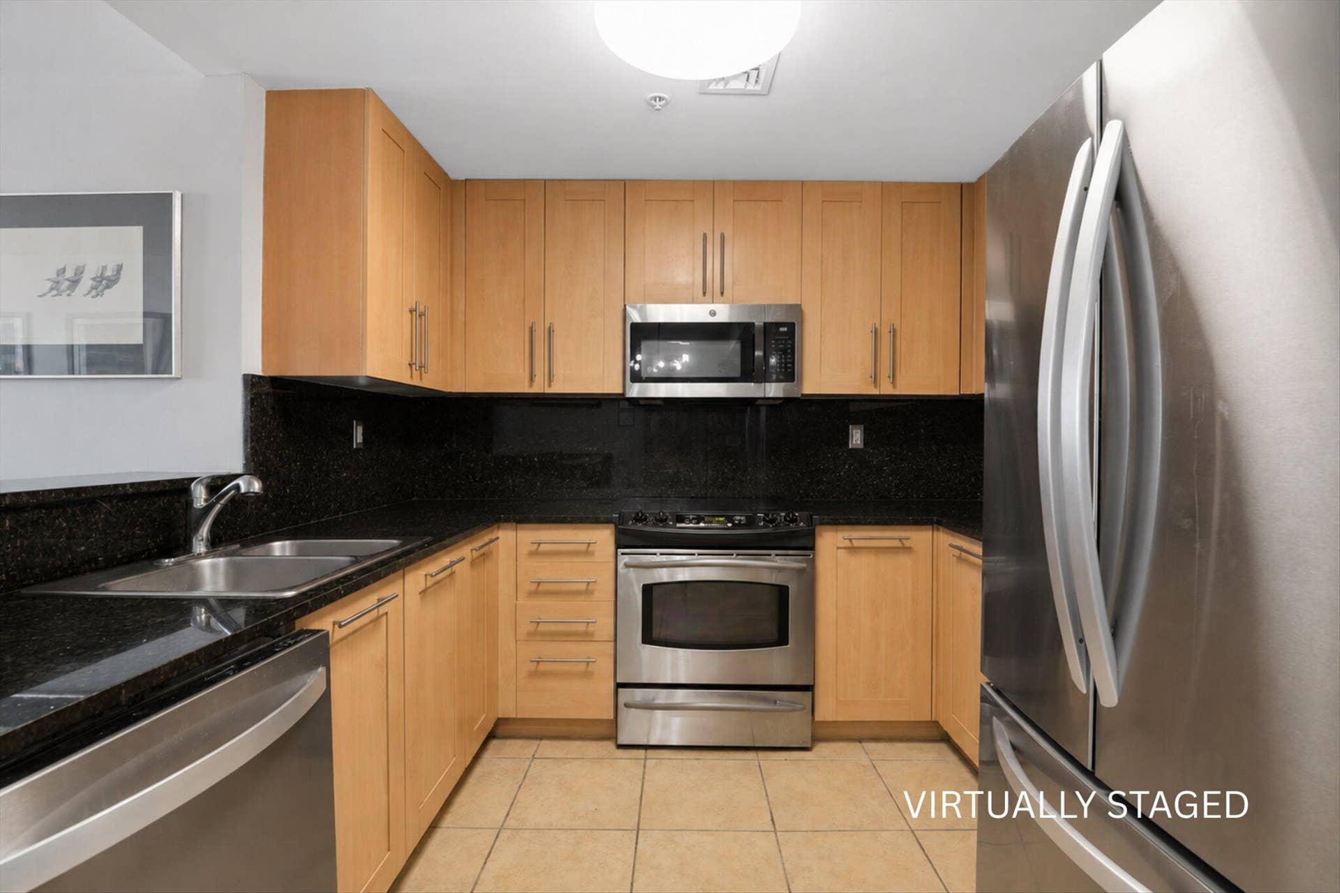 Kitchen (Virtually Staged)