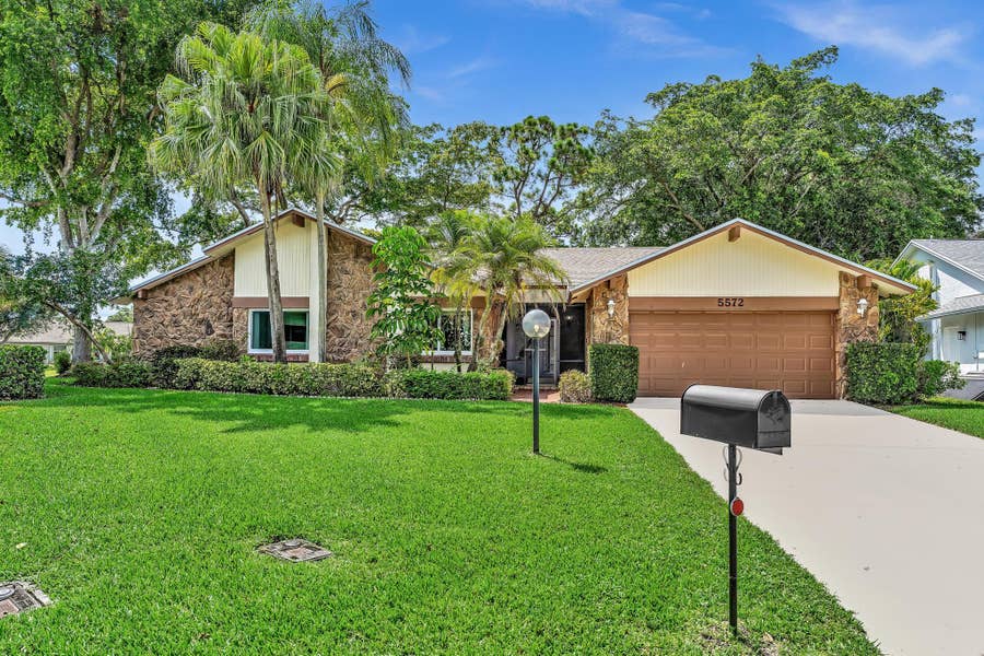 Property photo for 5572 Sugar Mill Court, Delray Beach, FL