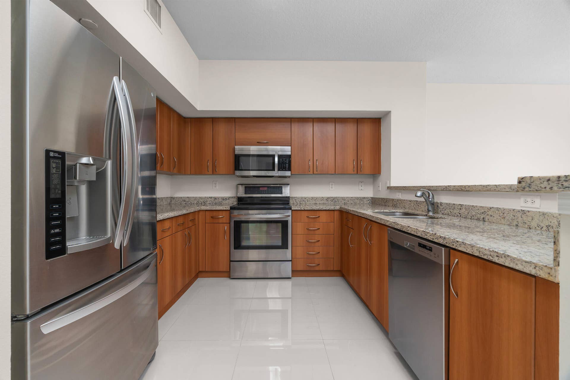 250 NE 3rd Avenue, #1305, Delray Beach, FL 33444 DSC00719