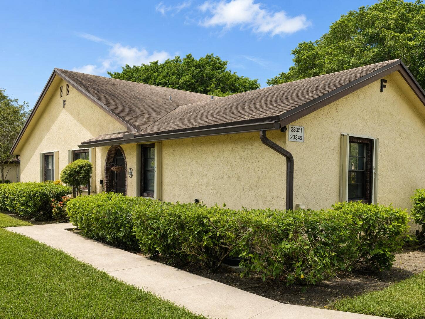 23349 Barlake Drive, Boca Raton, FL 33433 Front House walkway