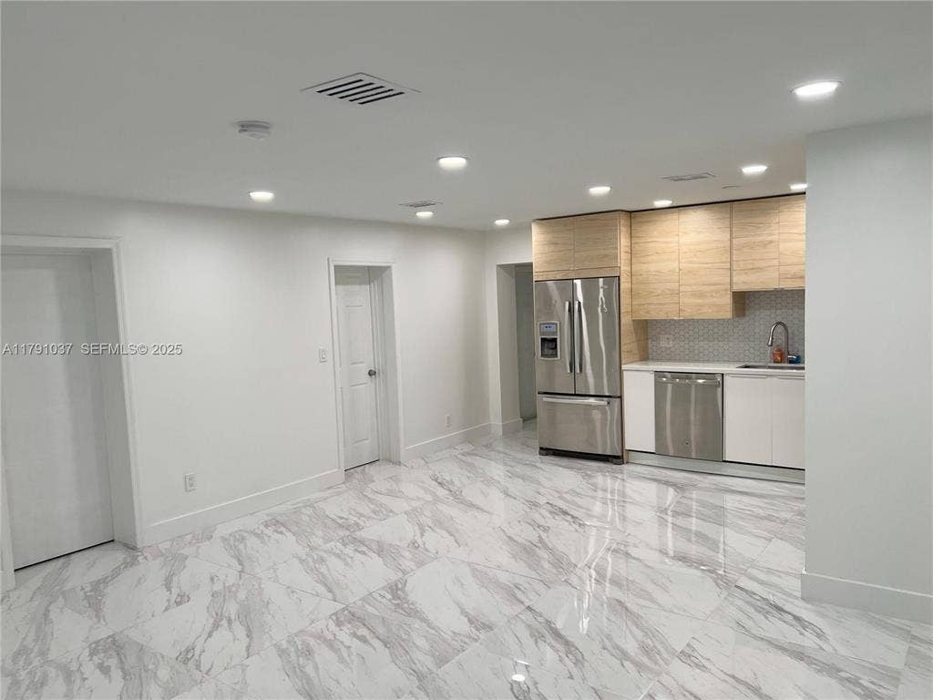4337 SW 49TH Street, Dania, Dania Beach, FL 33314 GetMedia 2