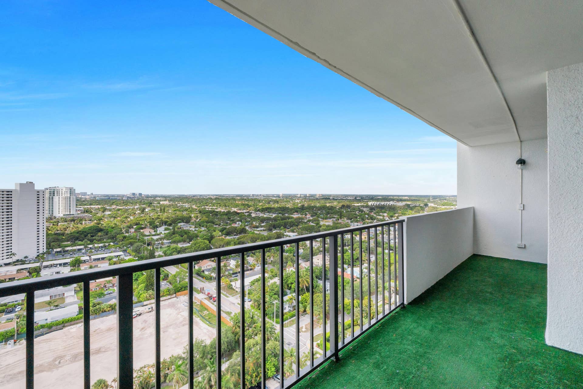 5600 N Flagler Dr u2504-15