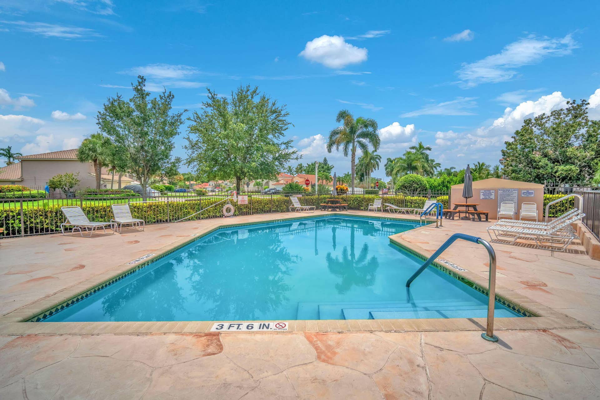 8576 WINDY Circle, Boynton Beach, FL 33472 65-web-or-mls-DSC04007