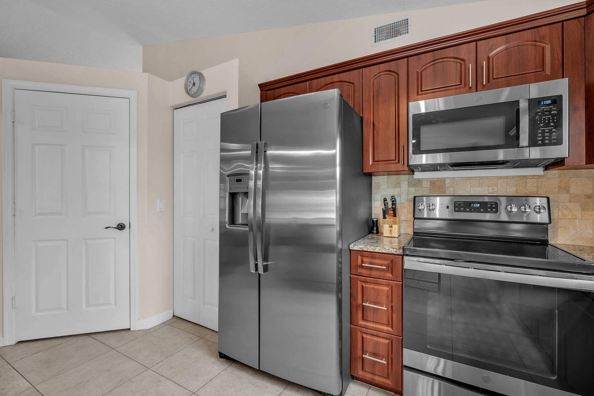 8576 WINDY Circle, Boynton Beach, FL 33472 35-web-or-mls-DSC03914