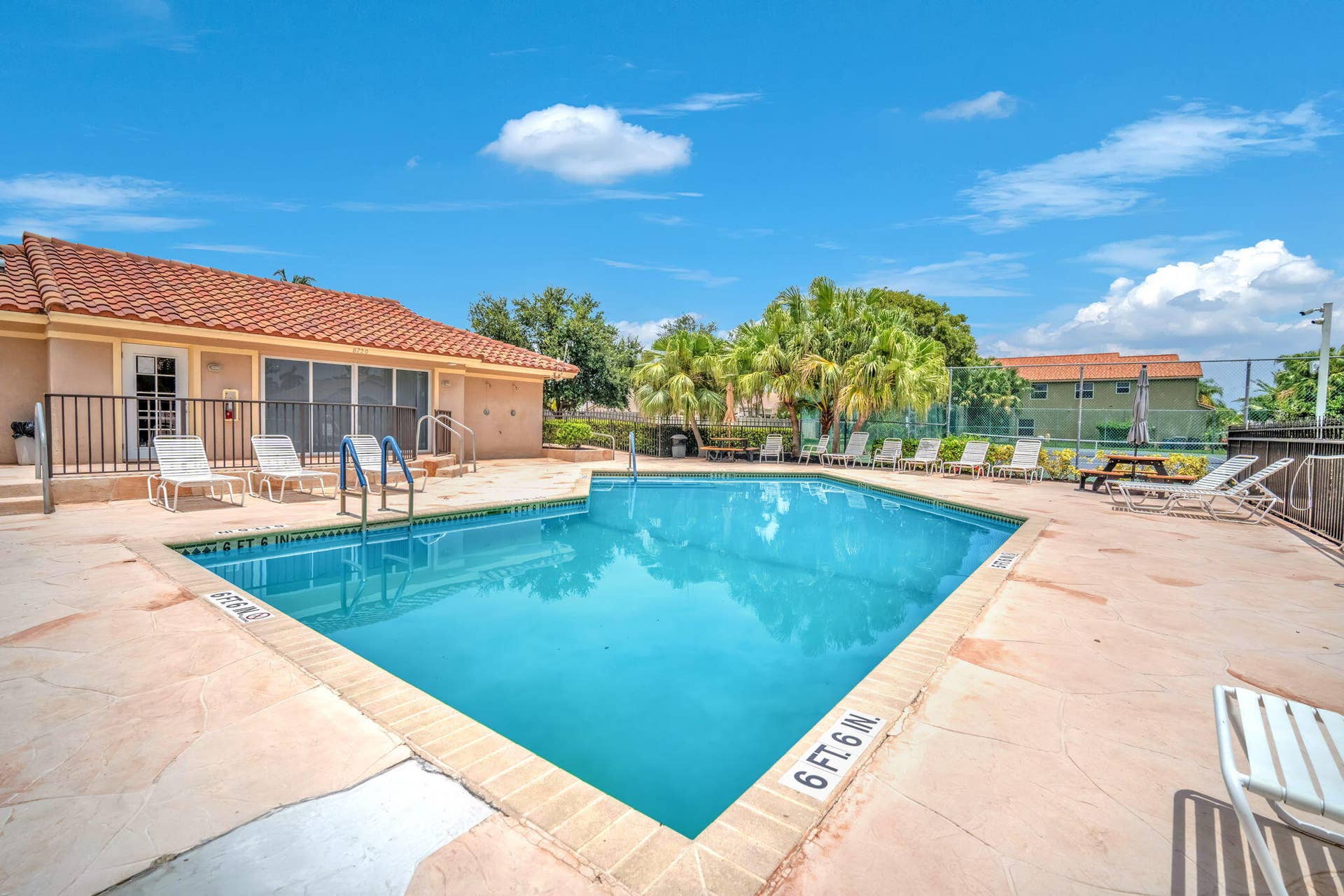 8576 WINDY Circle, Boynton Beach, FL 33472 66-web-or-mls-DSC04009