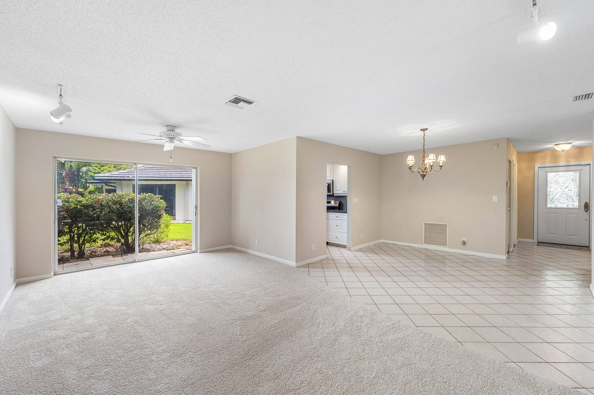 1752 Riverwood Lane, Coral Springs, FL 33071 008-1752RiverwoodLane-CoralSprings-FL-33