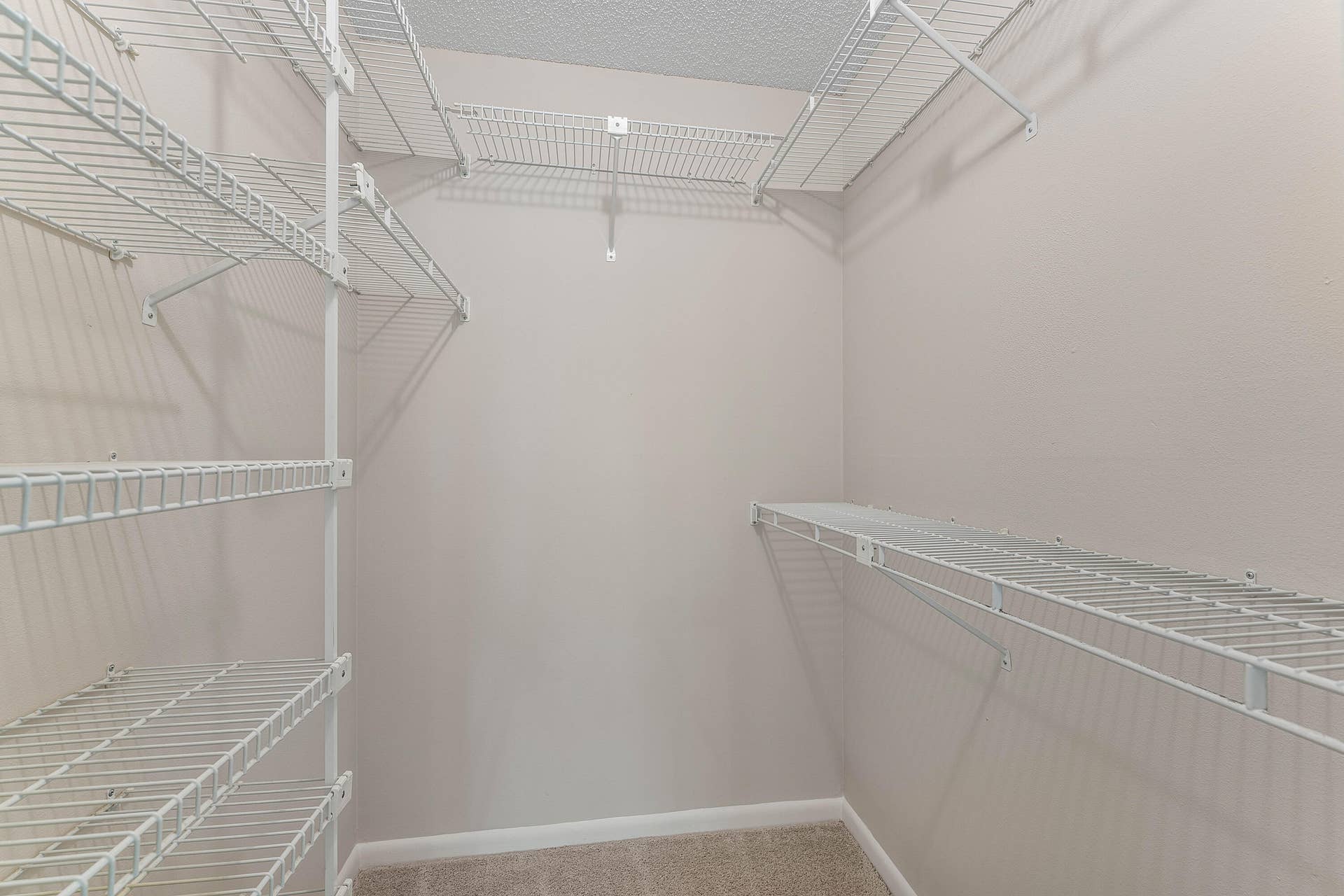 1752 Riverwood Lane, Coral Springs, FL 33071 021-1752RiverwoodLane-CoralSprings-FL-33