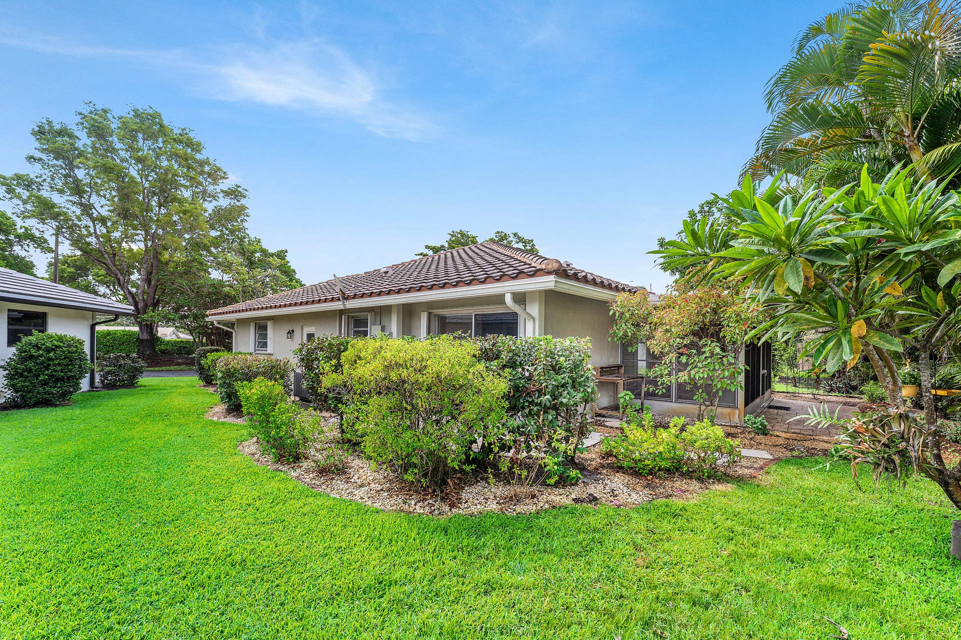1752 Riverwood Lane, Coral Springs, FL 33071 032-1752RiverwoodLane-CoralSprings-FL-33