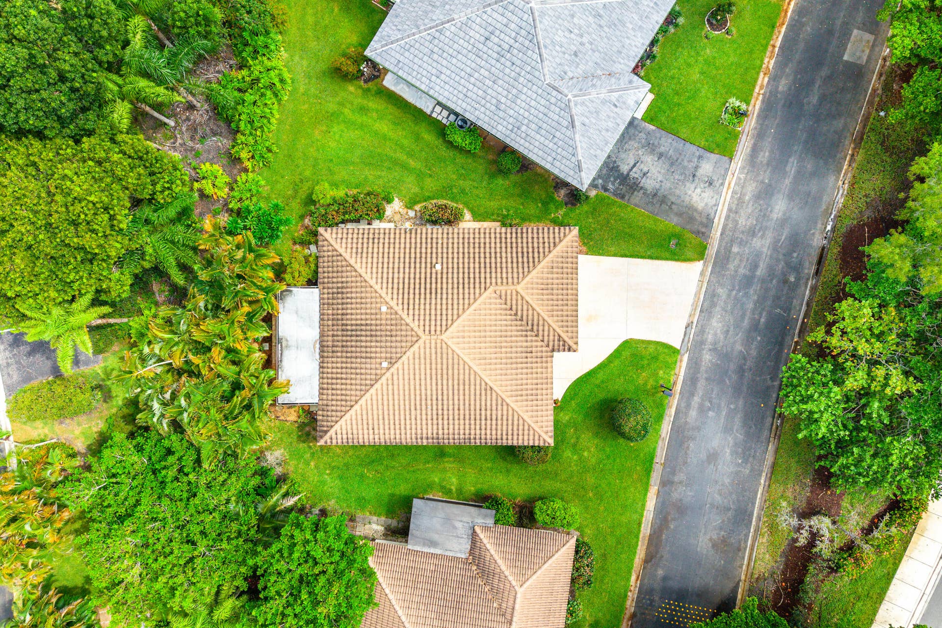1752 Riverwood Lane, Coral Springs, FL 33071 036-1752RiverwoodLane-CoralSprings-FL-33