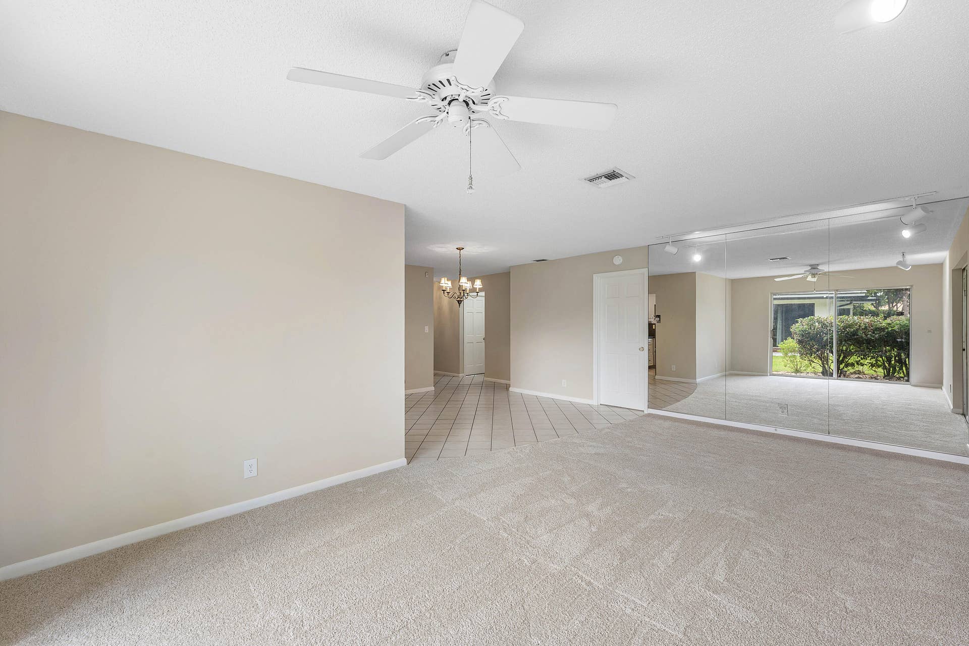 1752 Riverwood Lane, Coral Springs, FL 33071 007-1752RiverwoodLane-CoralSprings-FL-33