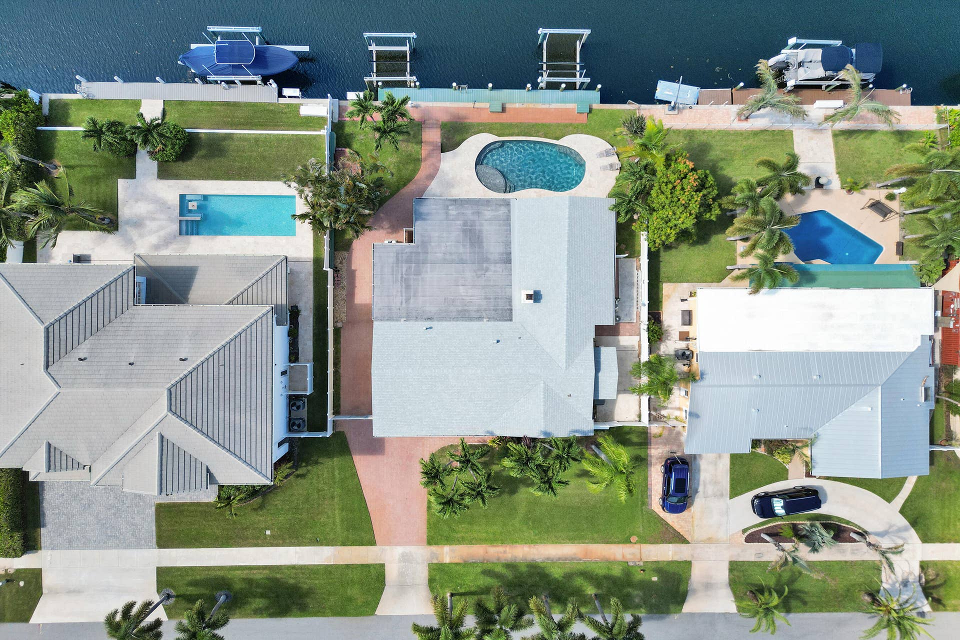 733 JACANA Way, North Palm Beach, FL 33408 New sprinkler pump was installed in 2024.