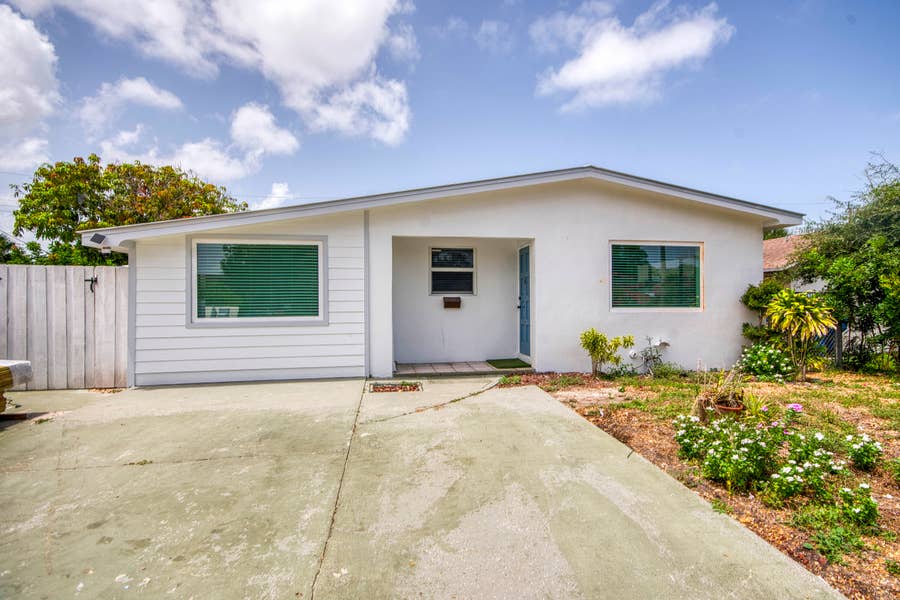 Property photo for 950 W 36th Street, Riviera Beach, FL