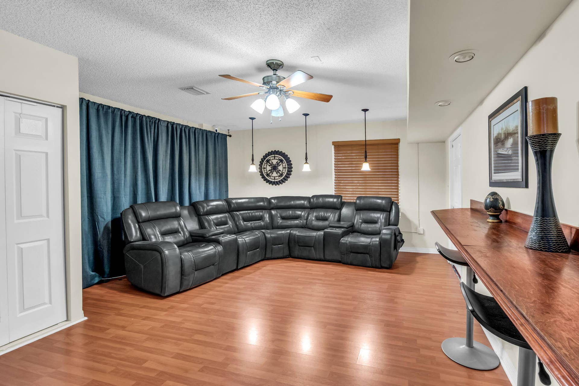 13421 SW 17TH Court, Miramar, FL 33027 Garage