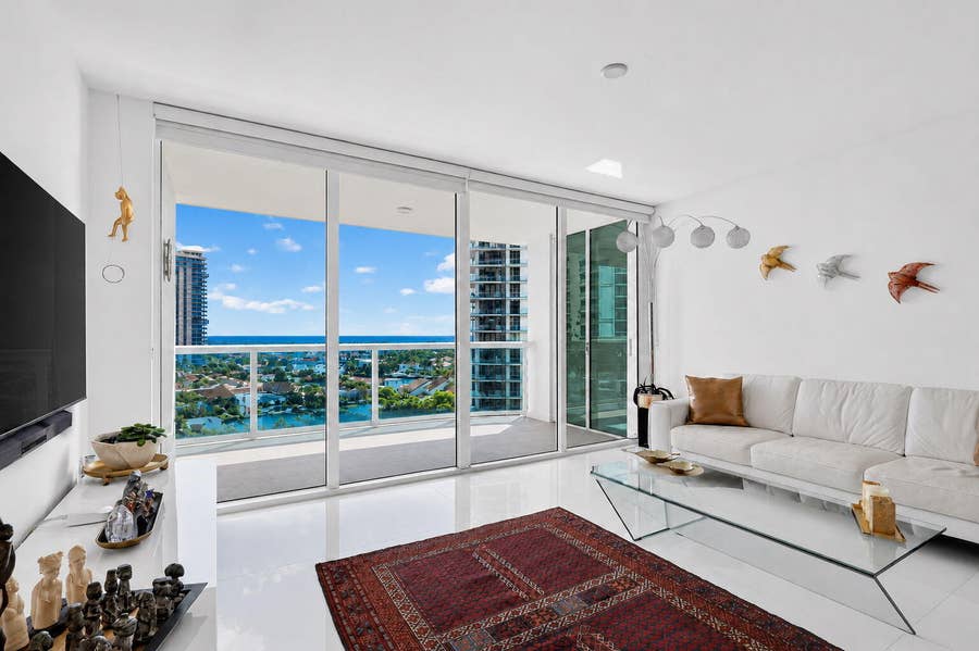 Property photo for 19400 Turnberry Way, #921, Aventura, FL