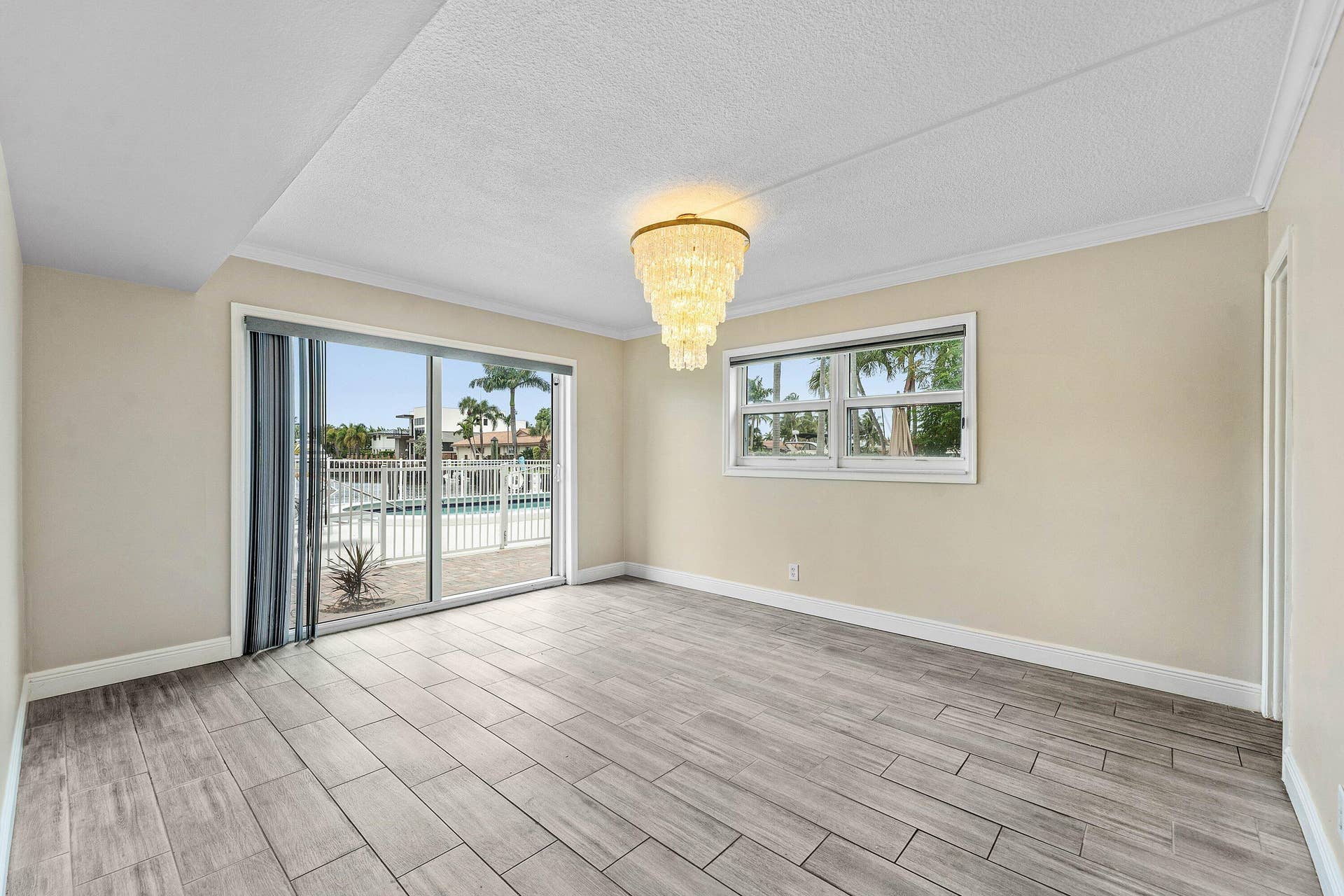 040-3031Northeast51stStreet-106W-FortLau