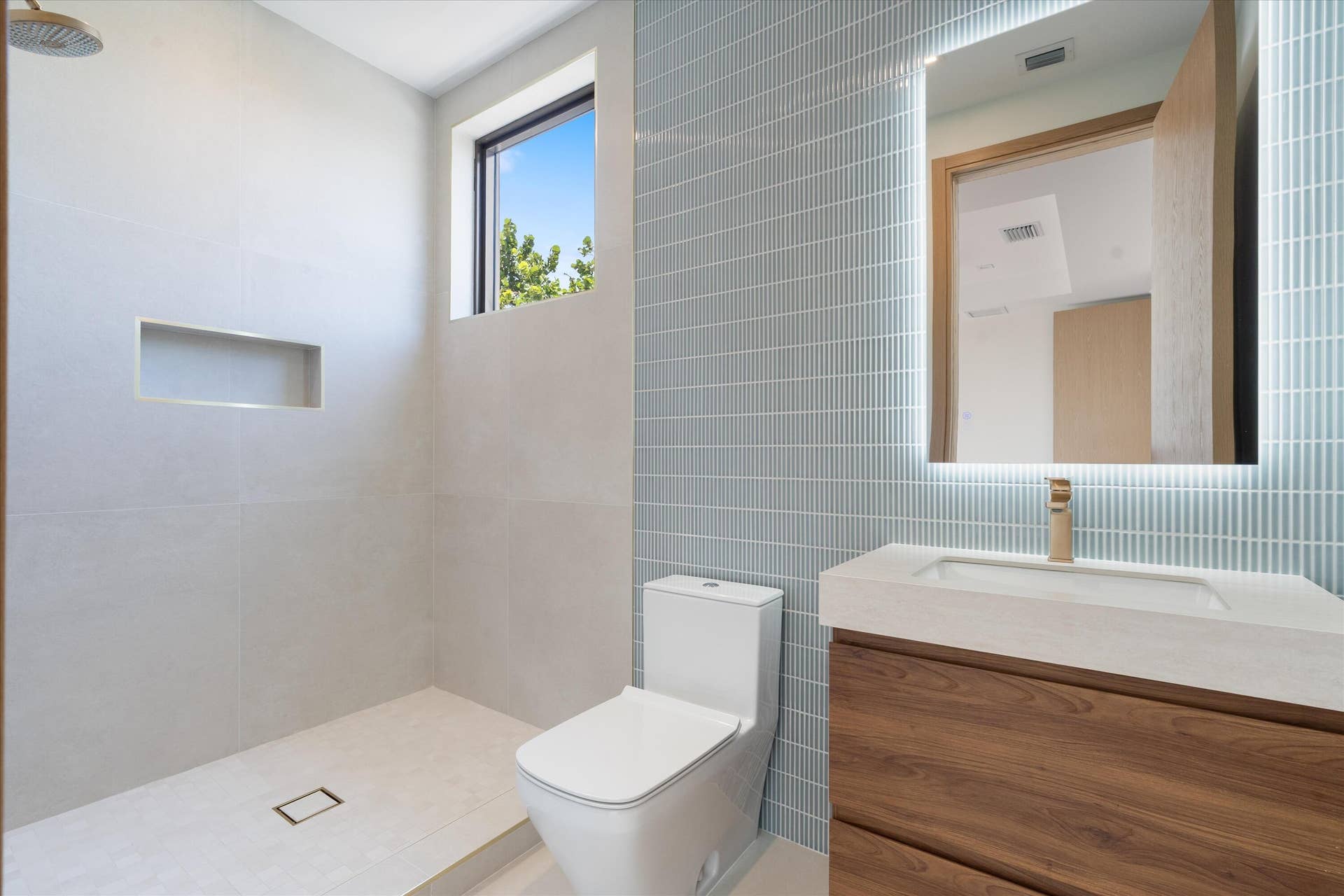 13 EASTVIEW Avenue, Delray Beach, FL 33483 36-13 Eastview Ave Delray Beach, FL-239