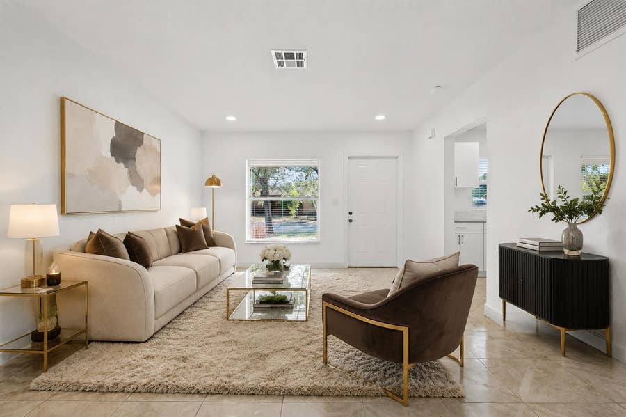 Property photo for 583 NW 17th Place, Fort Lauderdale, FL
