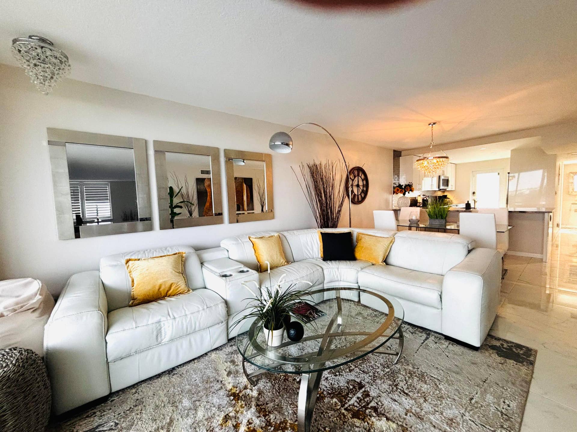 3091 N COURSE Drive, #710, Pompano Beach, Pompano Beach, FL 33069 livroom3