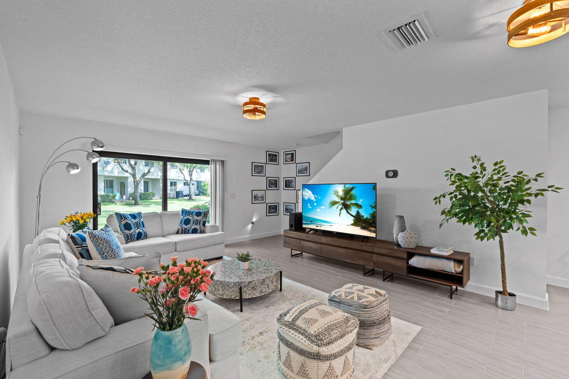 15-web-or-mls-A7409969