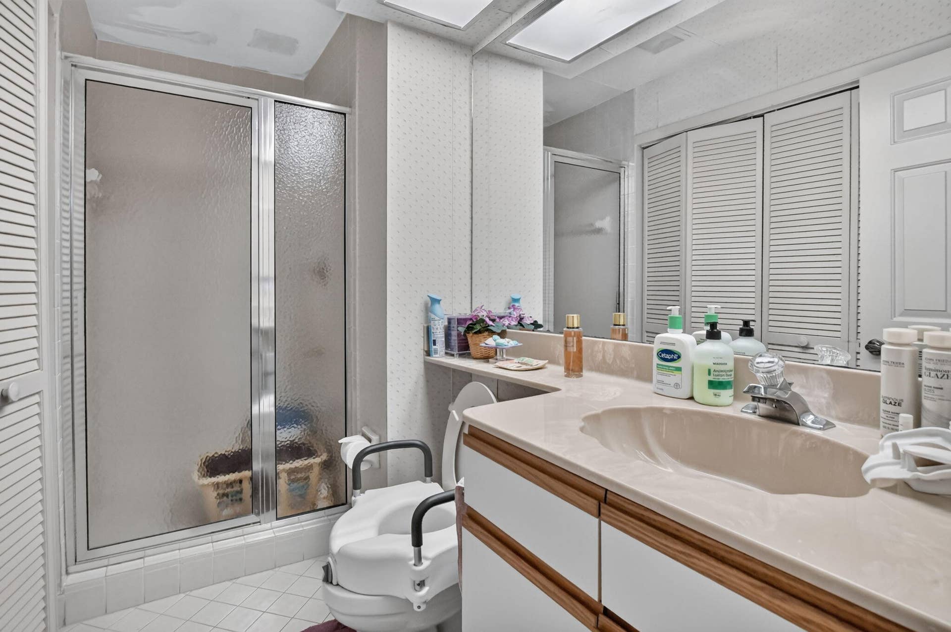 3rd bathroom