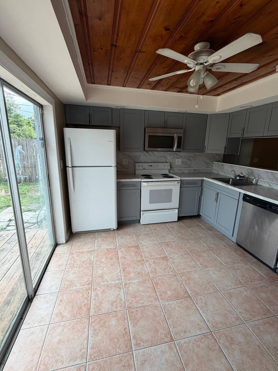 Property photo for 5601 Pierce Street, Hollywood, FL