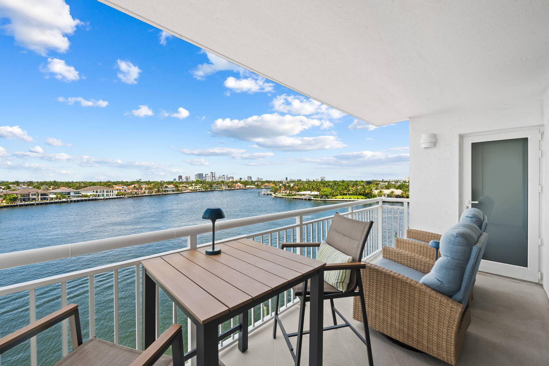 511 BAYSHORE Drive, #603, Fort Lauderdale, Fort Lauderdale, FL 33304 Balcony