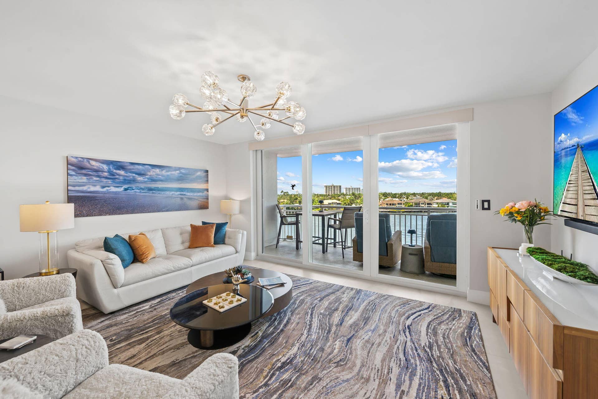 511 BAYSHORE Drive, #603, Fort Lauderdale, Fort Lauderdale, FL 33304 Living room