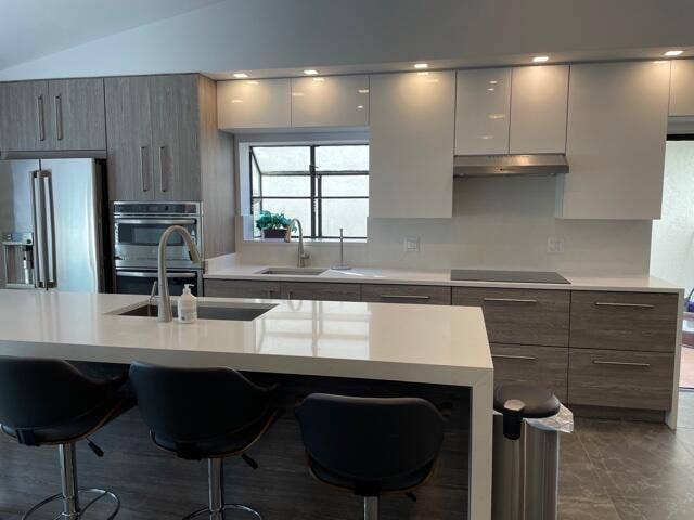 10 COLUMBIA Court, Deerfield Beach, FL 33442 Kitchen