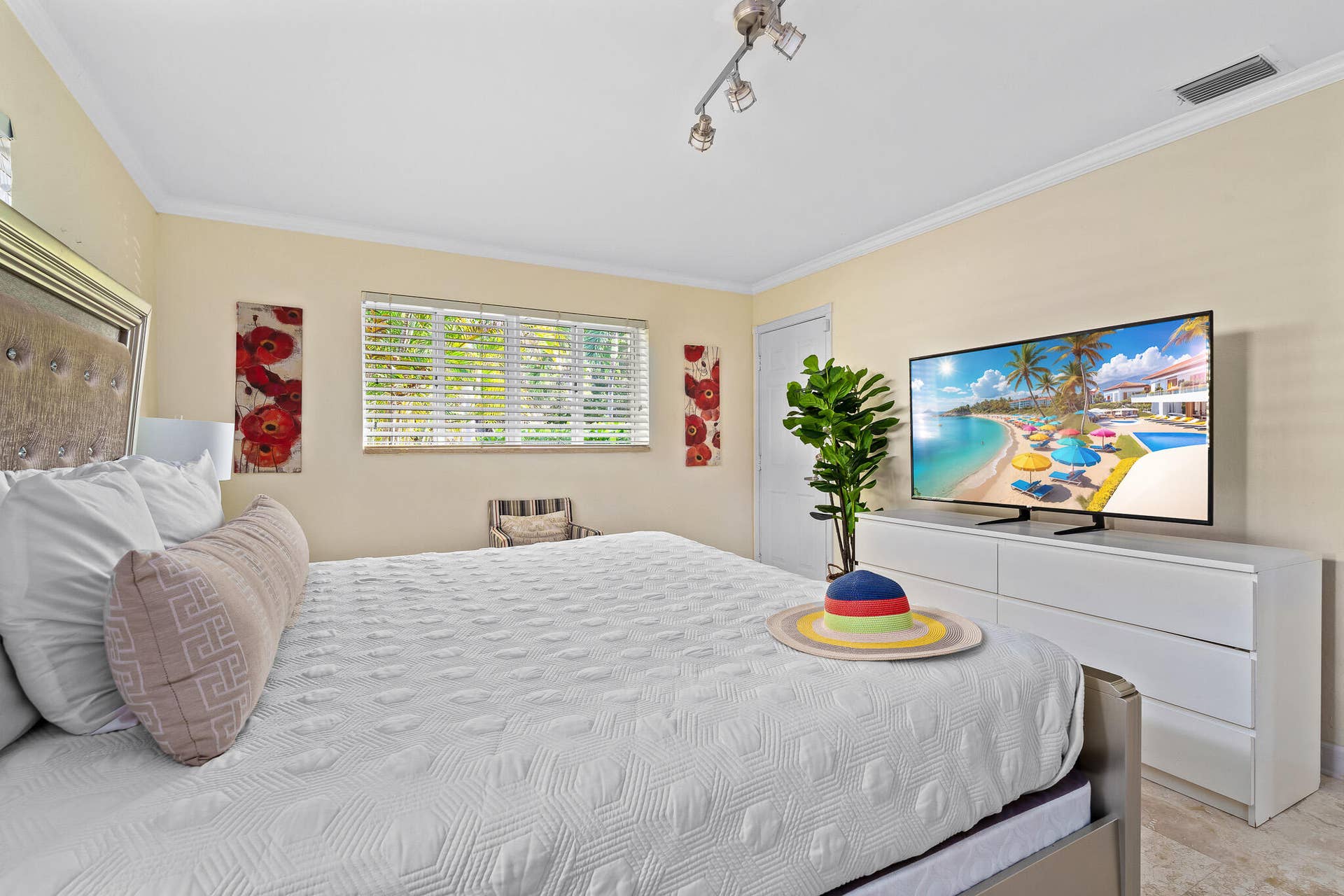 2757 NE 14TH Avenue, Wilton Manors, FL 33334 Photo 48