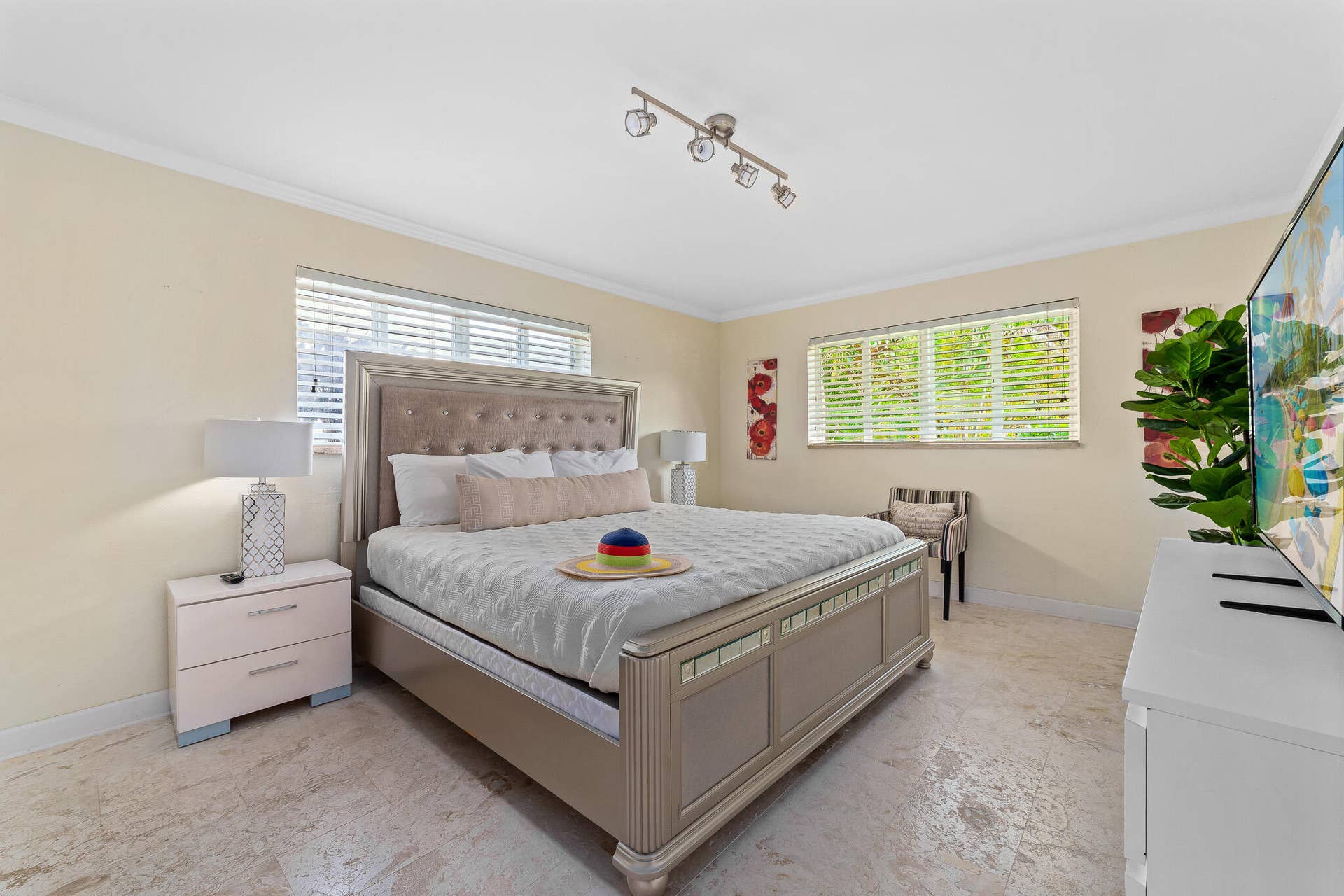 2757 NE 14TH Avenue, Wilton Manors, FL 33334 Photo 47