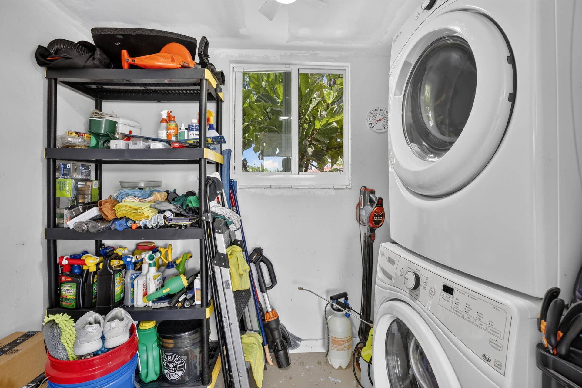 1608 NE 14TH Terrace, Fort Lauderdale, FL 33305 Laundry