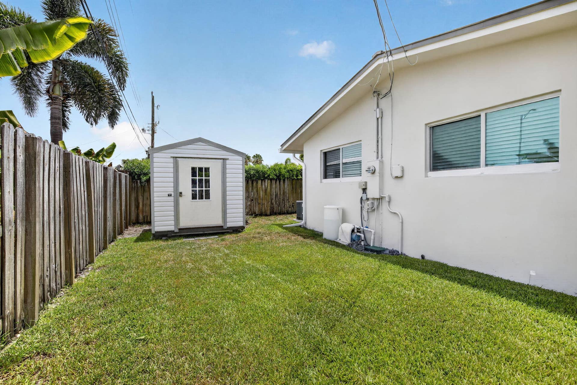1608 NE 14TH Terrace, Fort Lauderdale, FL 33305 Shed