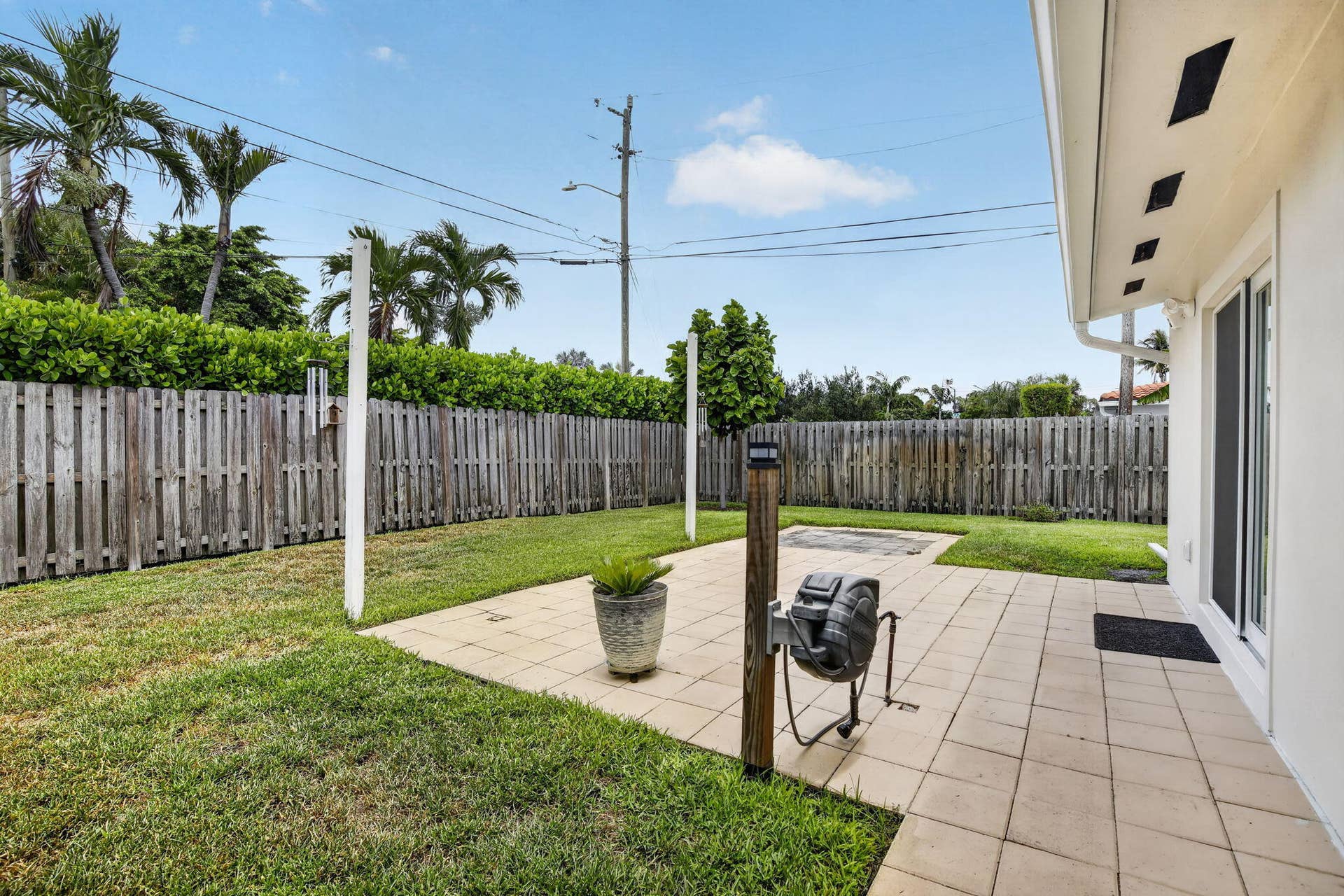1608 NE 14TH Terrace, Fort Lauderdale, FL 33305 Outdoor Patio View 2