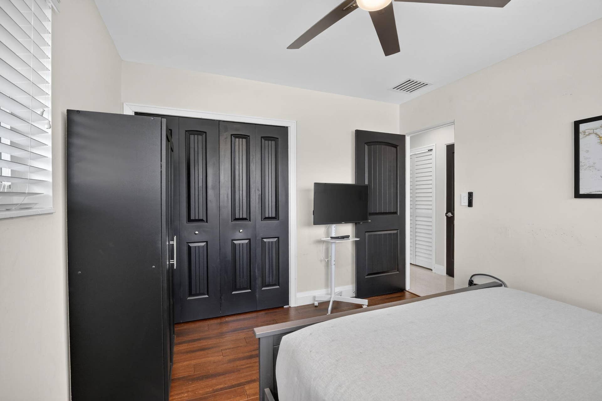 1608 NE 14TH Terrace, Fort Lauderdale, FL 33305 2nd Bedroom View 3
