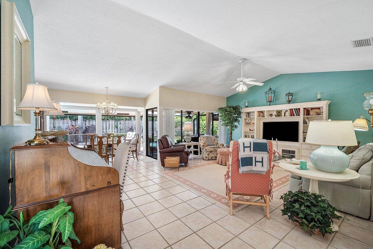 2371 NW 30th Road, Boca Raton, FL 33431 005-2371Northwest30thRoad-BocaRaton-FL-3
