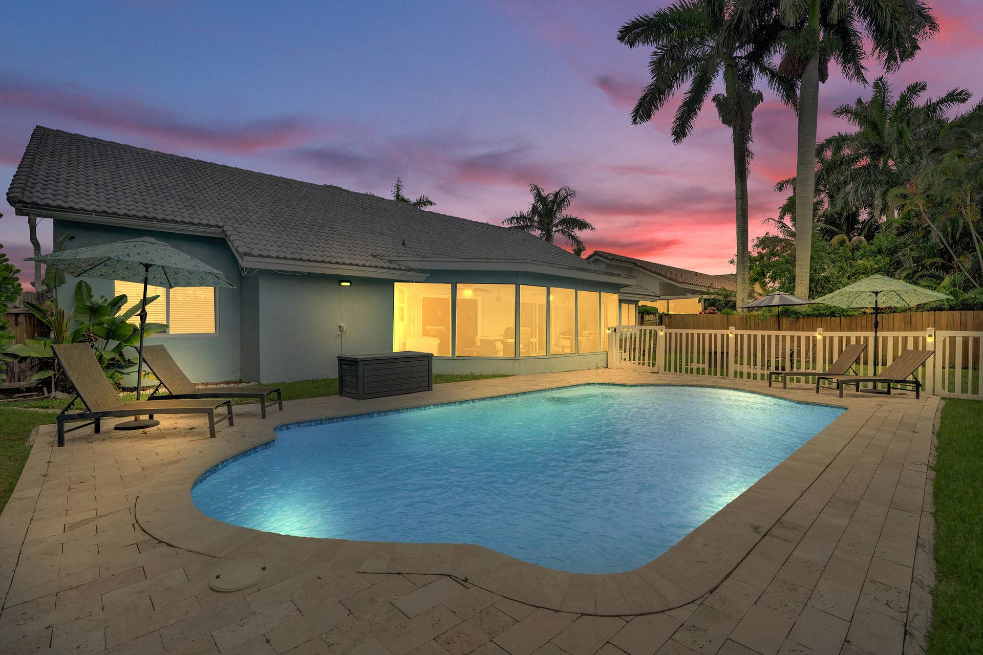 1711 W Oak Knoll Circle, Davie, FL 33324 DSC564