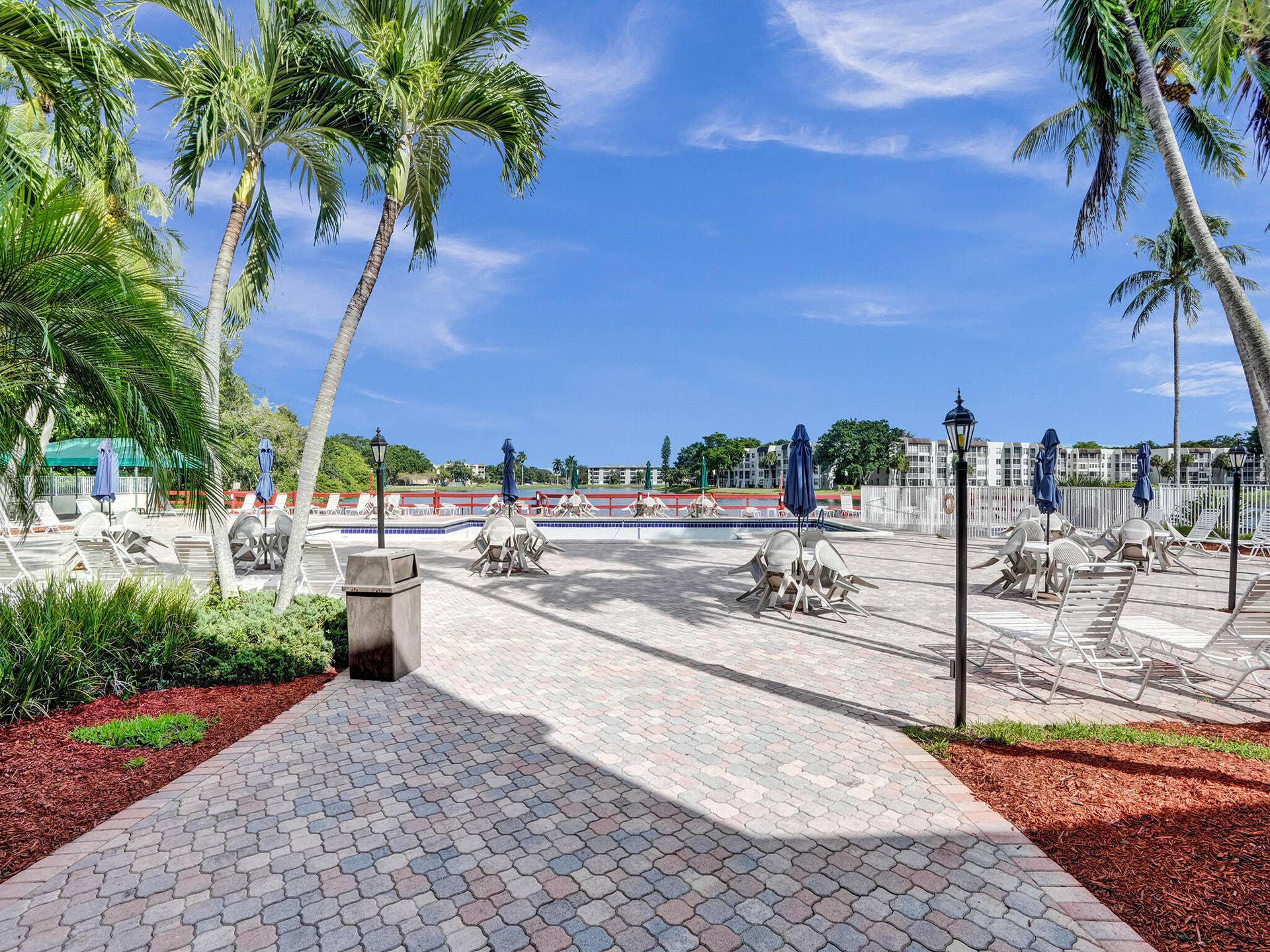 1711 W Oak Knoll Circle, Davie, FL 33324 DSC06334